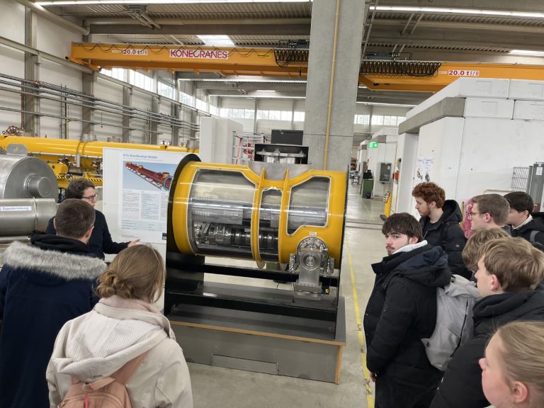 Exkursion des Physikleistungskurses zum DESY in Hamburg