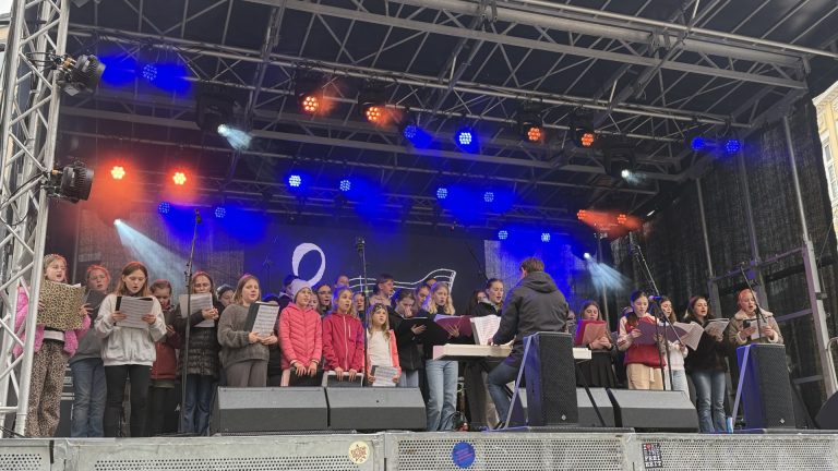 Schulchöre bei der Maiwoche Osnabrück